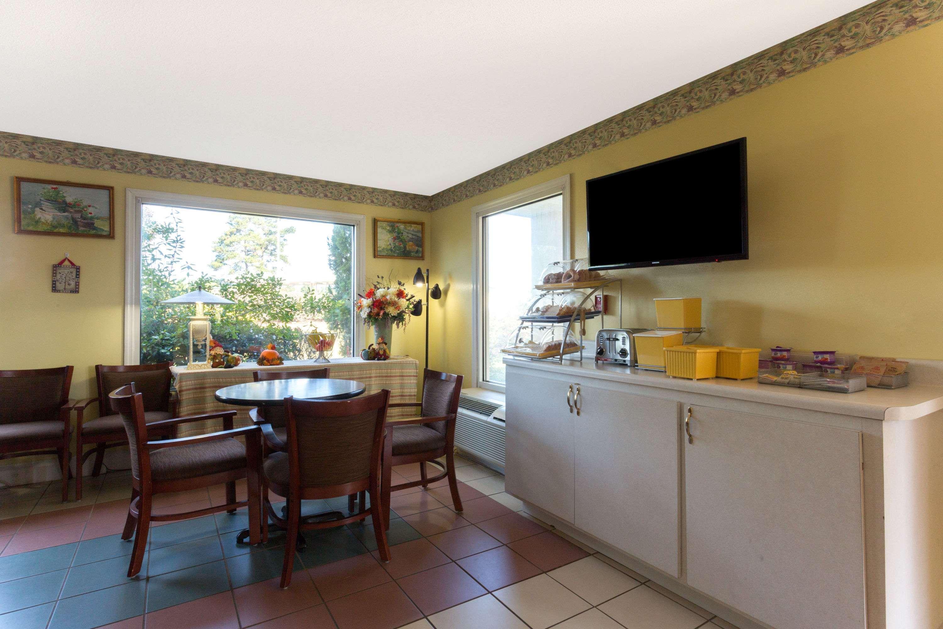 Days Inn Lamont/Монтічелло Екстер'єр фото