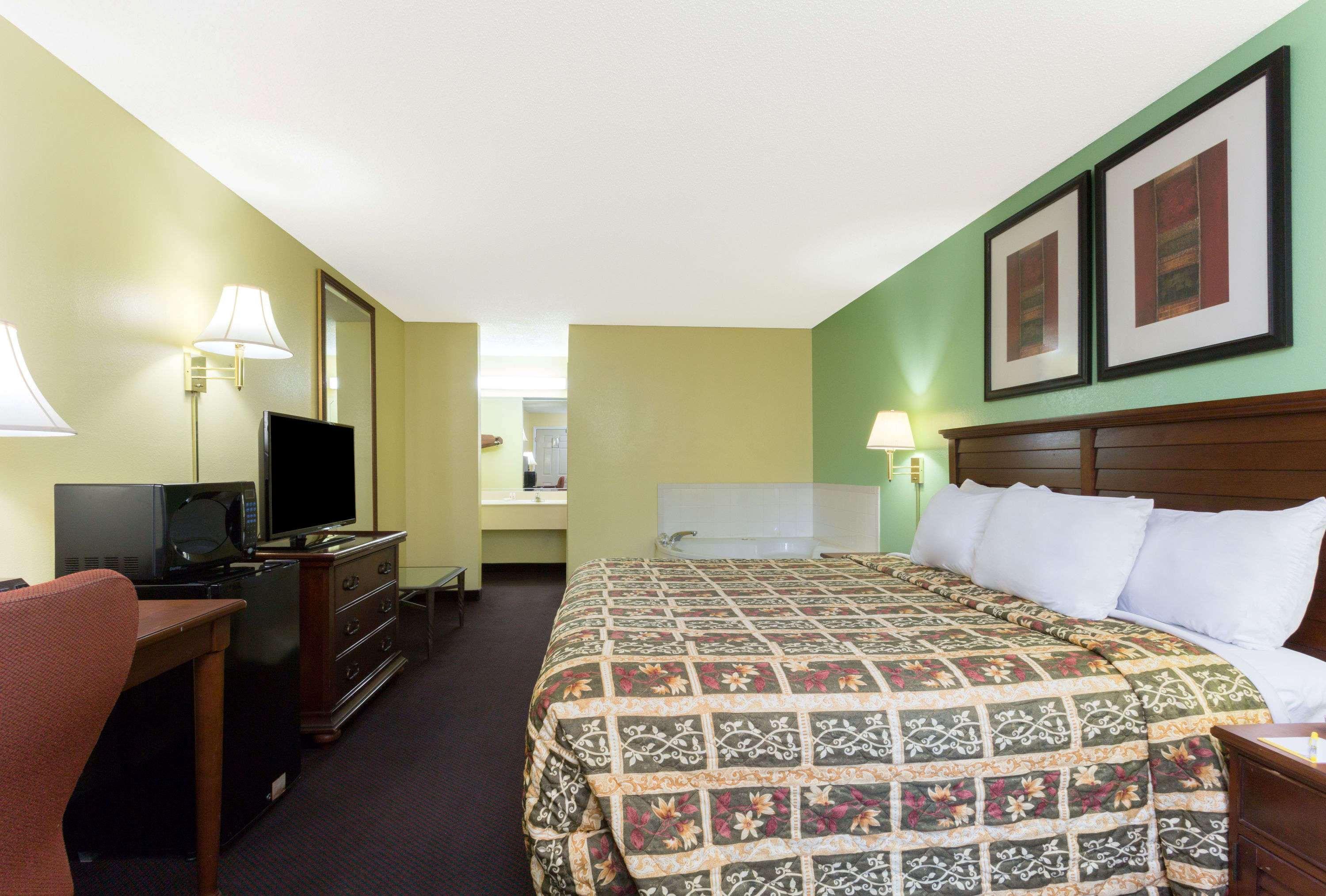 Days Inn Lamont/Монтічелло Екстер'єр фото