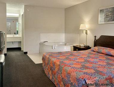 Days Inn Lamont/Монтічелло Номер фото